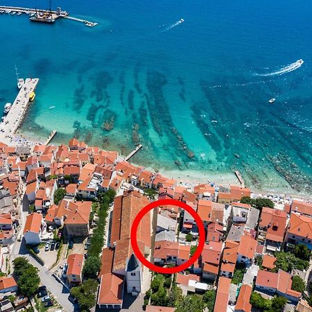 Apartments Neptun Baška Екстериор снимка