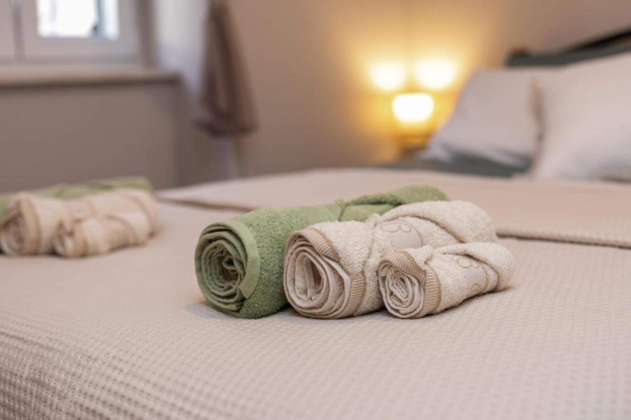 Apartments Neptun Baška Екстериор снимка